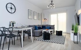 Apartament Happy Holiday
